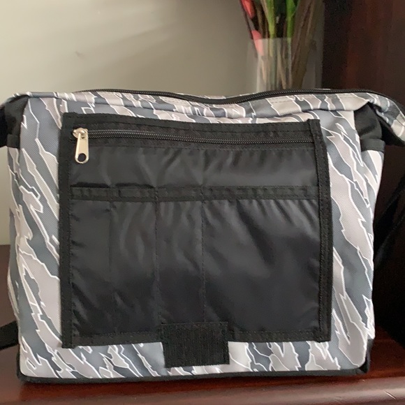 Crossbody Bag - Picture 2 of 4